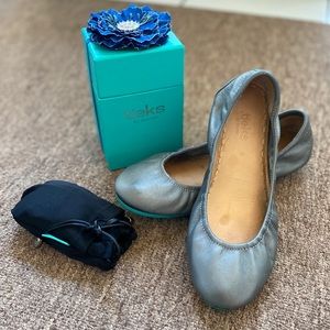 Metallic 🤍 Pewter 🤍 Tieks